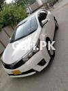 Toyota Corolla GLI 2015 For Sale in Karachi