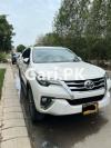 Toyota Fortuner 2.7 VVTi 2017 For Sale in Karachi