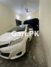 Toyota Vitz F Intelligent Package 1.0 2011 For Sale in Lahore