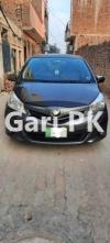 Toyota Vitz F 1.0 2011 For Sale in Mian Channu