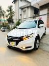 Honda Vezel Hybrid X 2014 For Sale in Karachi