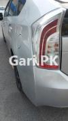 Toyota Prius S 1.8 2012 For Sale in Islamabad