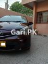 Toyota Vitz F 1.0 2012