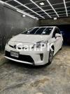 Toyota Prius S 1.8 2012 For Sale in Karachi