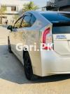 Toyota Prius S Touring Selection 1.8 2014 For Sale in Lahore
