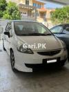 Honda Fit  2006 For Sale in Islamabad