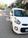 KIA Picanto 1.0 MT 2022 For Sale in Lahore