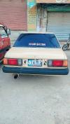 Nissan Sunny  1985