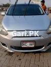 Mitsubishi Mirage 1.0 G 2013