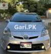 Toyota Prius S LED Edition 1.8 2014