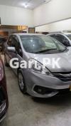 Honda Fit She S 2011