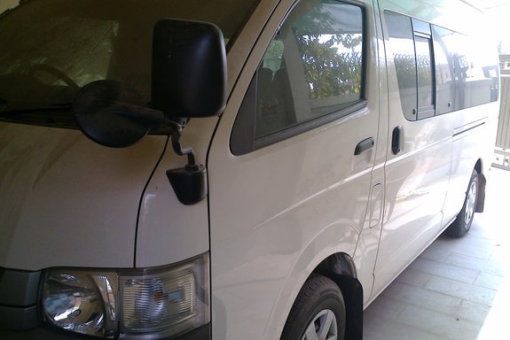 Toyota Hiace DX 2009