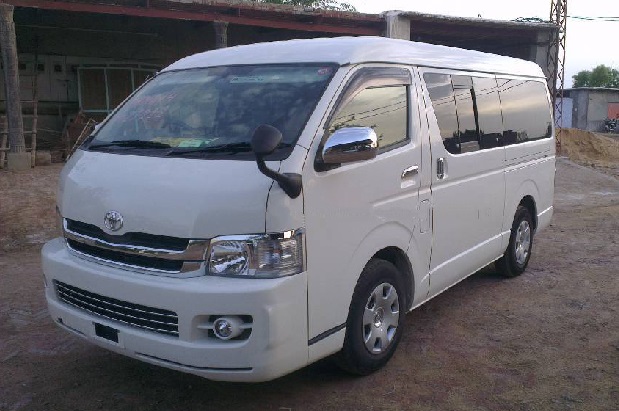 Toyota Hiace Standard 3.0 2008