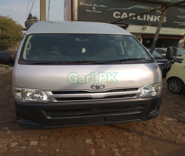 Toyota Hiace GL 2012