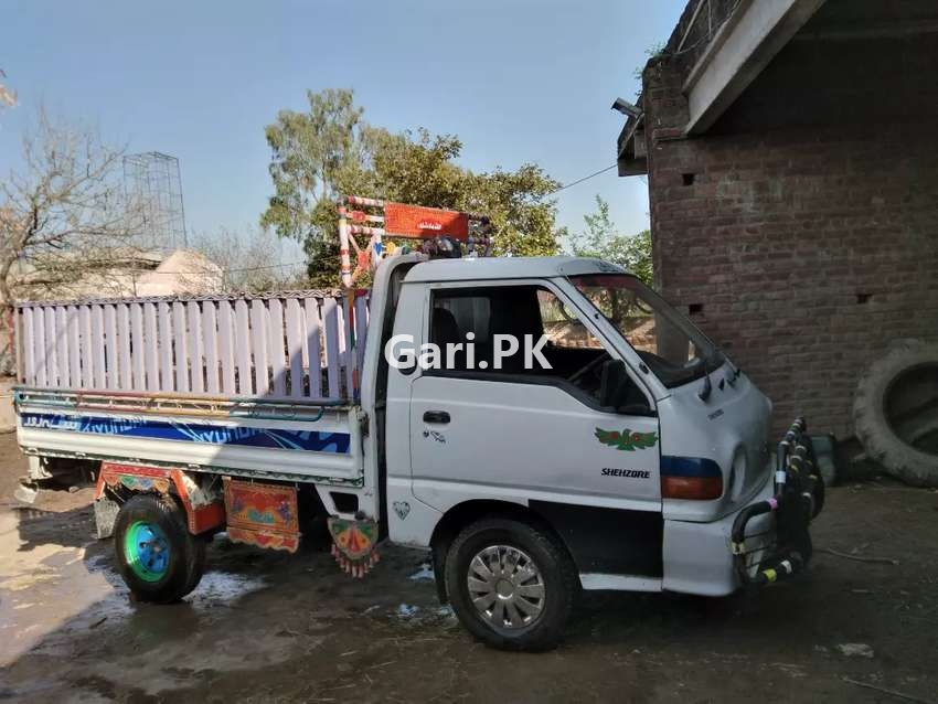 Hyundai Shehzore  2006
