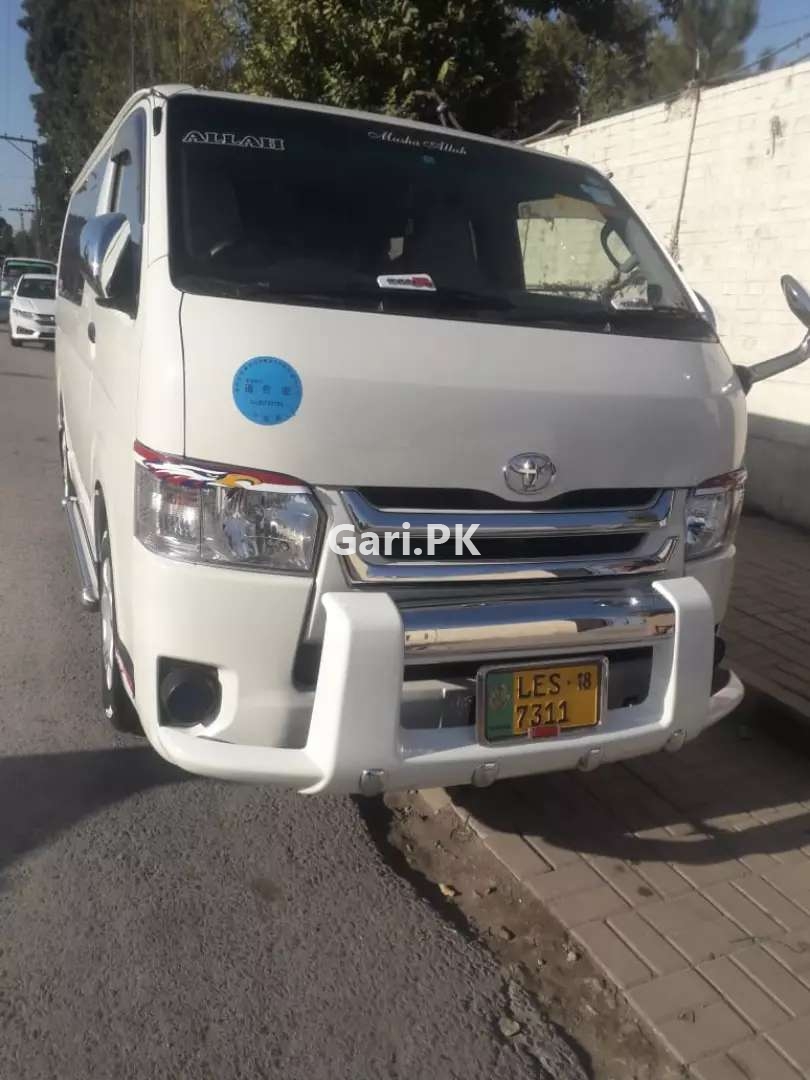 Toyota Hiace  2018