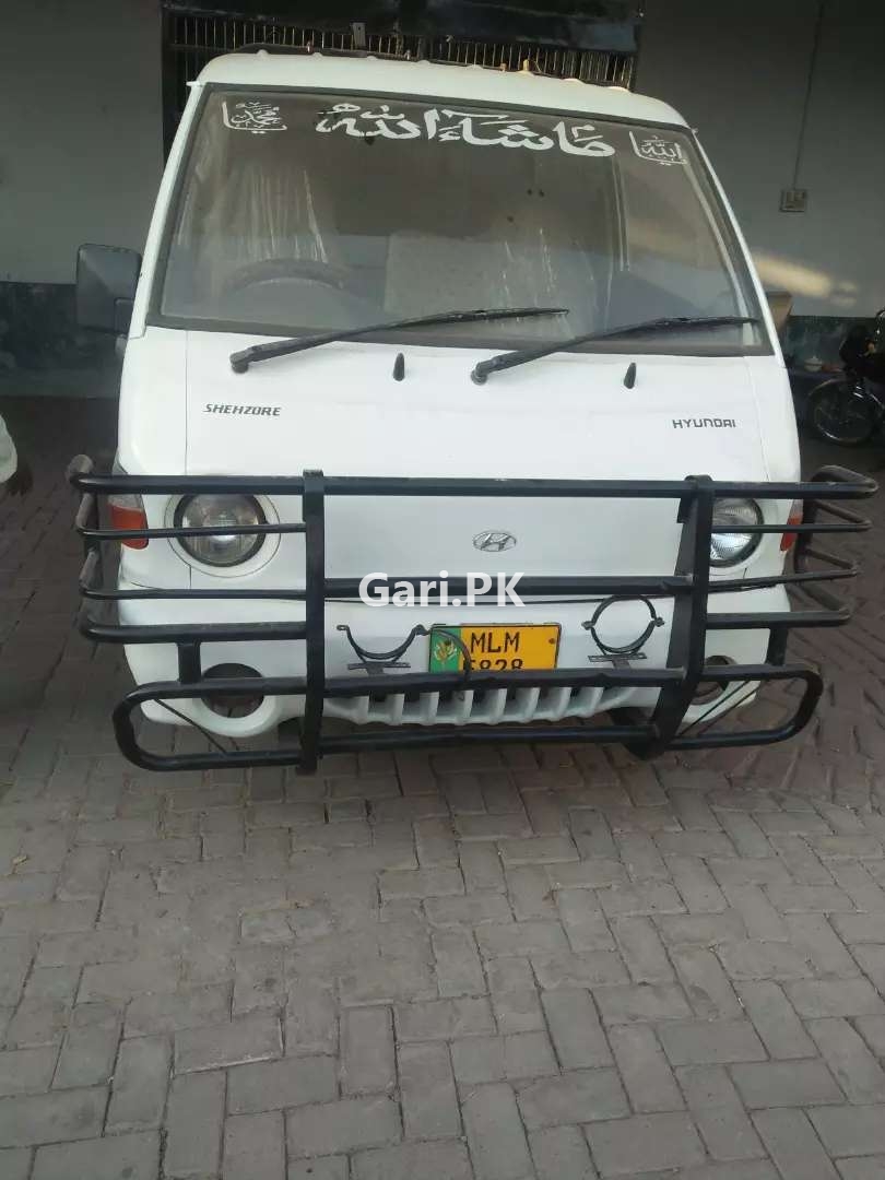 Hyundai Shehzore 2006 Hyundai Shehzore 2006
