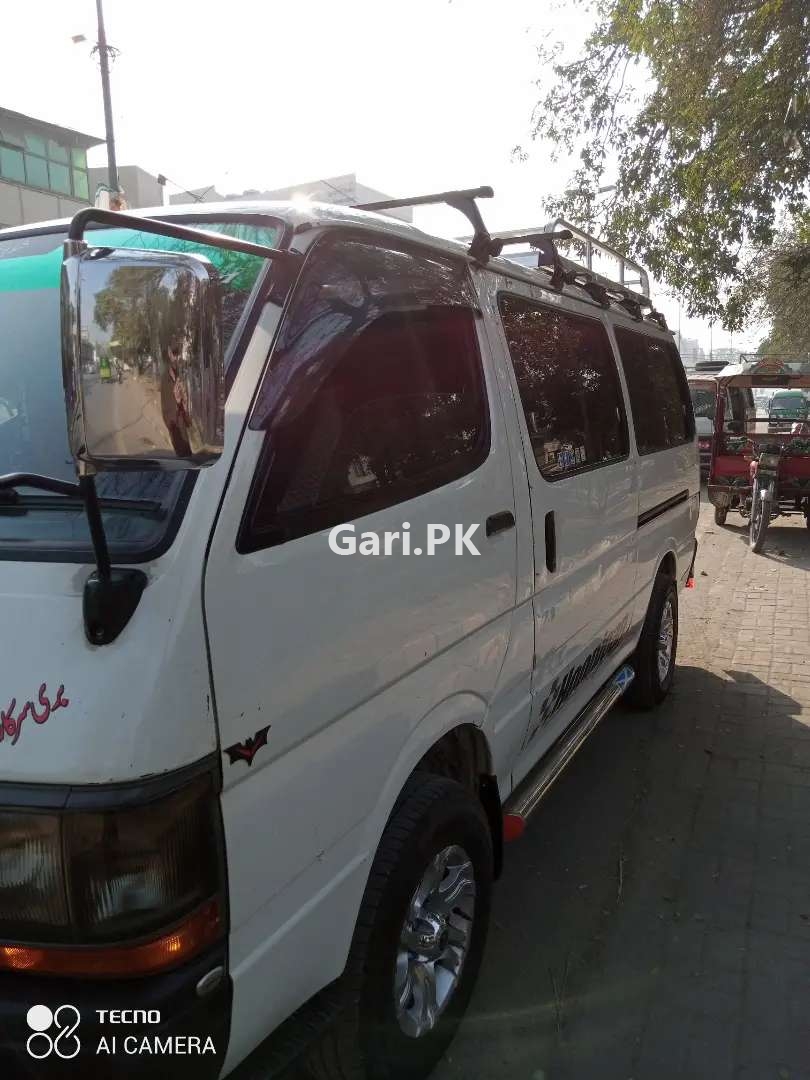 Toyota Hiace  1992