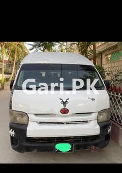 Toyota Hiace  2015