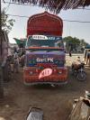 Hino Truck  2002 For Sale in Karachi