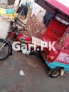 United Loader Rickshaw  2016 For Sale in Faisalabad