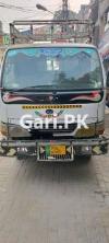 Toyota Coaster  2005 For Sale in Park View