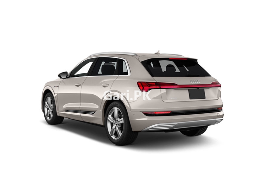 Audi e tron 55 Quattro 300 kW Audi e tron 55 Quattro 300 kW