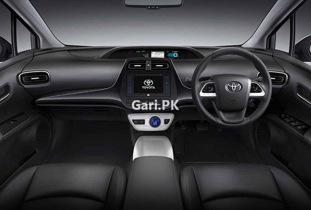 Toyota Prius S Price in Pakistan Specs & Features 2024 20152022
