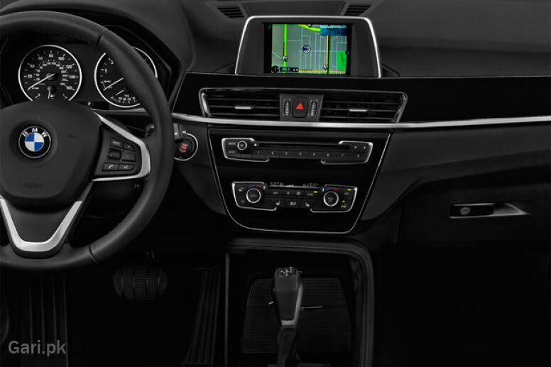 BMW X1 2022 Interior Instrument Panel BMW X1 2022 Interior Instrument Panel