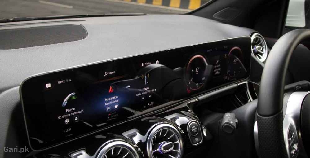 Mercedes Benz GLA Class 2019 Interior Instrument Cluster Mercedes Benz GLA Class 2019 Interior Instrument Cluster