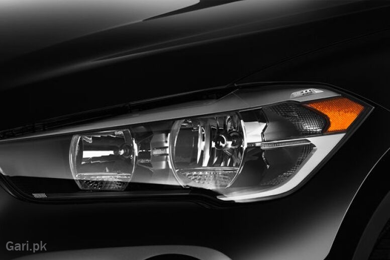 BMW X1 2022 Exterior Headlight BMW X1 2022 Exterior Headlight