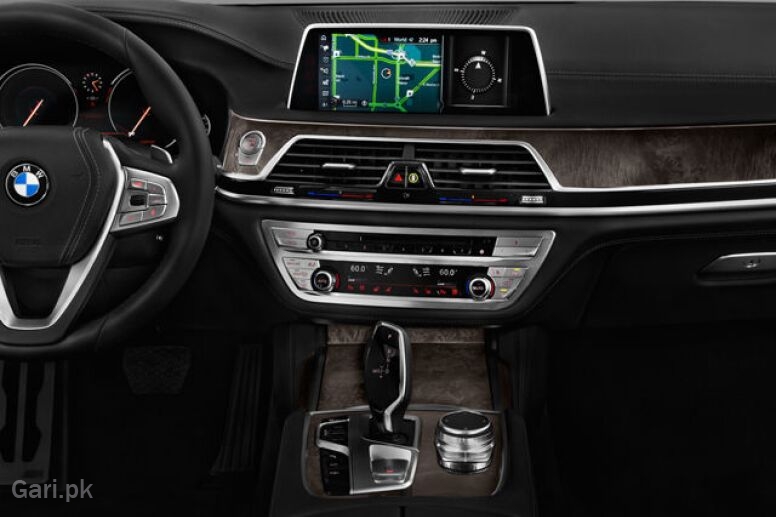 BMW 7 Series 2025 Interior Instrument Panel BMW 7 Series 2025 Interior Instrument Panel