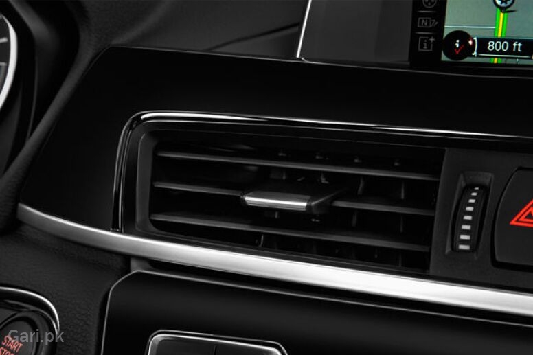 BMW X1 2022 Interior Air Vents BMW X1 2022 Interior Air Vents