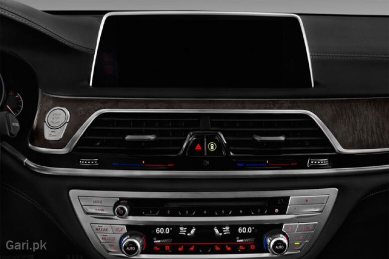 BMW 7 Series 2025 Interior Audio System BMW 7 Series 2025 Interior Audio System