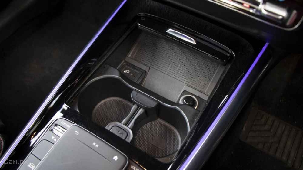 Mercedes Benz GLA Class 2019 Interior Center Console Mercedes Benz GLA Class 2019 Interior Center Console