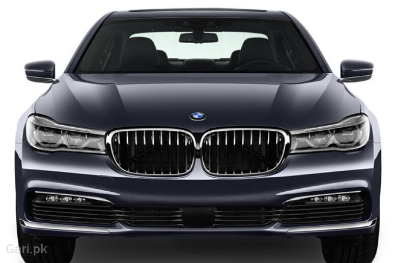 BMW 7 Series 2025 Exterior Front View BMW 7 Series 2025 Exterior Front View