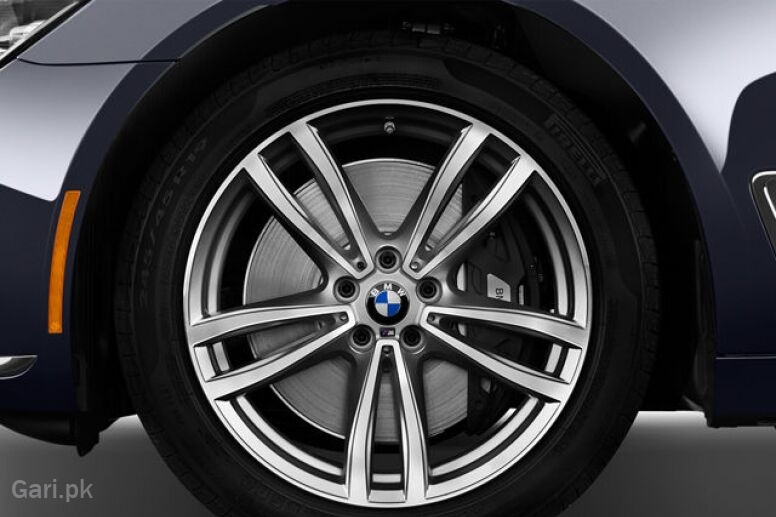 BMW 7 Series 2025 Exterior Wheel Cap BMW 7 Series 2025 Exterior Wheel Cap