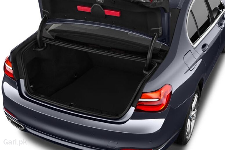 BMW 7 Series 2025 Exterior Trunk BMW 7 Series 2025 Exterior Trunk
