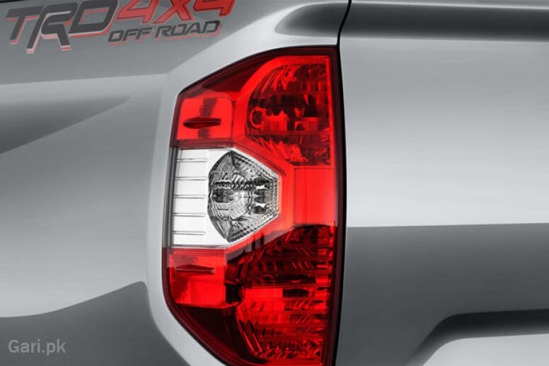 Toyota Tundra 2013 Exterior Tail Light Toyota Tundra 2013 Exterior Tail Light