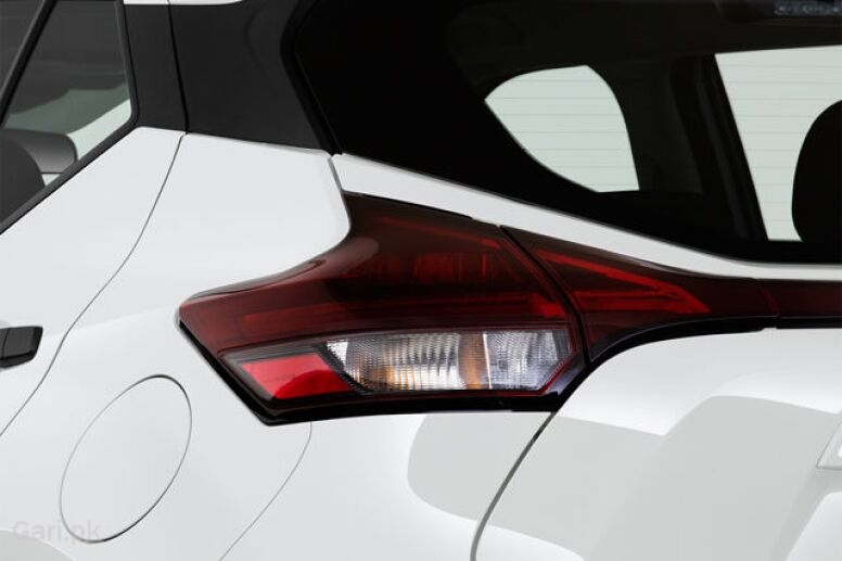 Nissan Kix 2012 Exterior Tail Light Nissan Kix 2012 Exterior Tail Light