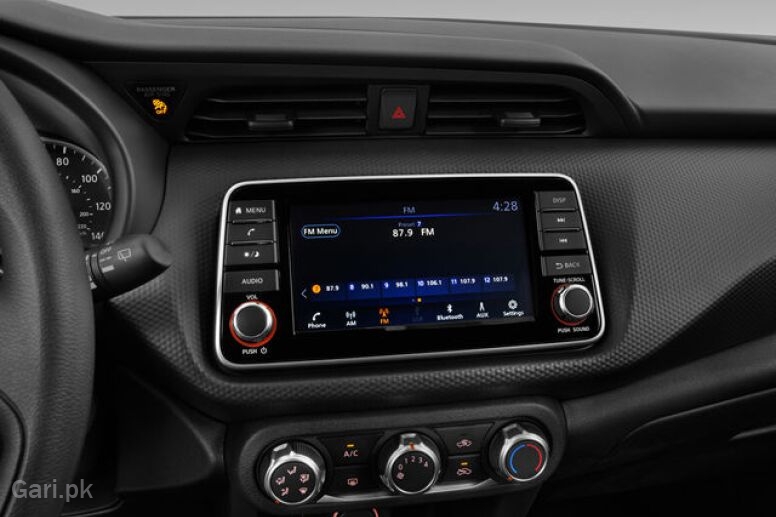 Nissan Kix 2012 Interior Instrument Panel Nissan Kix 2012 Interior Instrument Panel