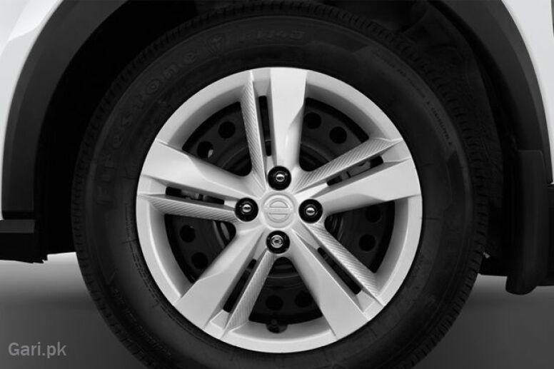 Nissan Kix 2012 Exterior Wheel Cap Nissan Kix 2012 Exterior Wheel Cap