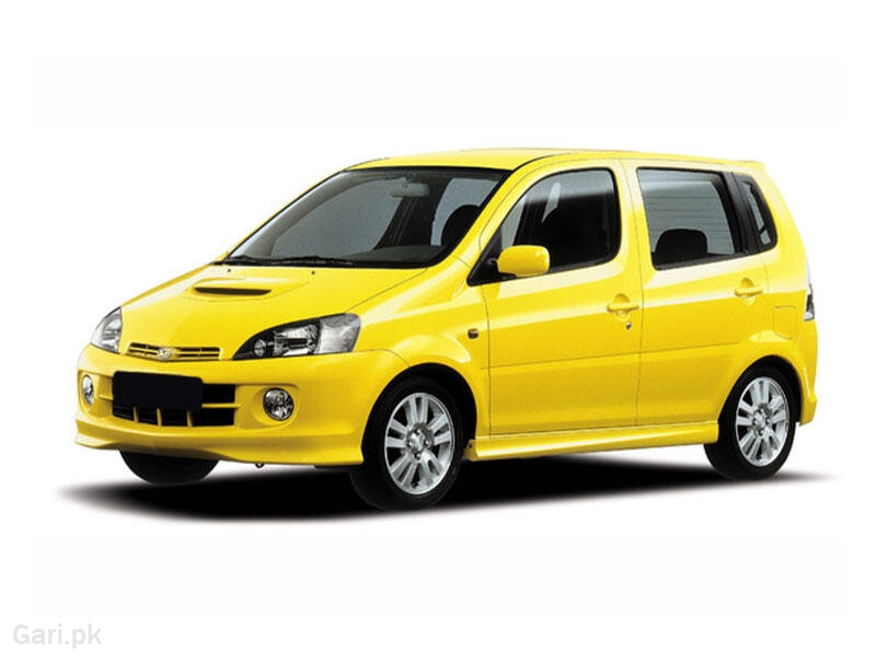 Daihatsu YRV