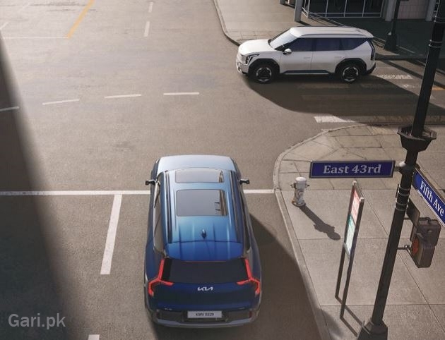 Kia EV9 2025 Safety Forward Collision - Avoidance Assist 2 Kia EV9 2025 Safety Forward Collision - Avoidance Assist 2