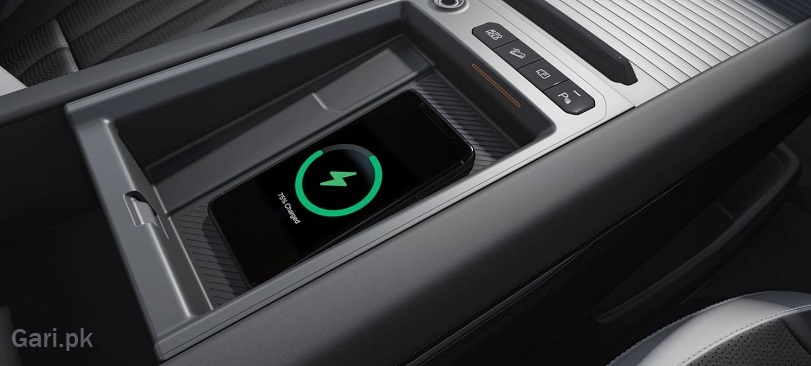 Kia EV9 2025 Interior Wireless Smart Phone Charger Kia EV9 2025 Interior Wireless Smart Phone Charger