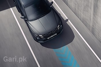 Hyundai Tucson Hybrid 2025 Safety Lane Following Assist (LFA) Hyundai Tucson Hybrid 2025 Safety Lane Following Assist (LFA)