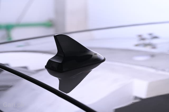 Inverex XiO 2025 Exterior Shark Fin Antenna Inverex XiO 2025 Exterior Shark Fin Antenna