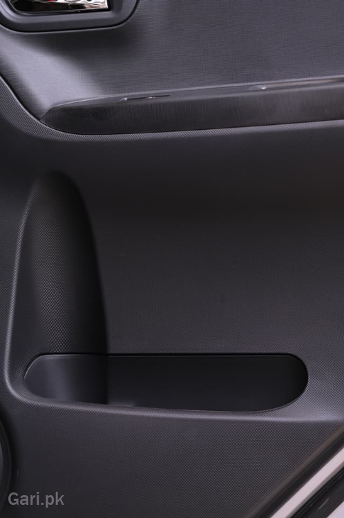 Inverex XiO 2025 Interior Storage Box Inverex XiO 2025 Interior Storage Box