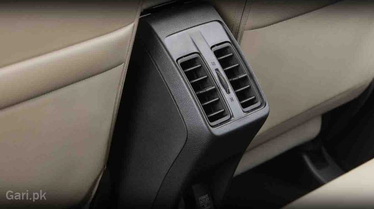 Honda City 2025 Interior Rear AC Vents Honda City 2025 Interior Rear AC Vents