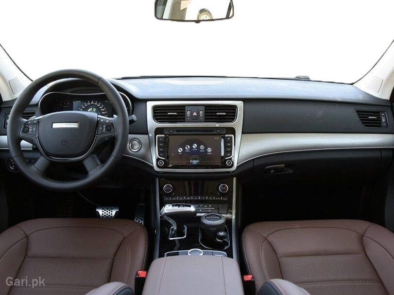 Haval H8 Premium 2WD Haval H8 Premium 2WD